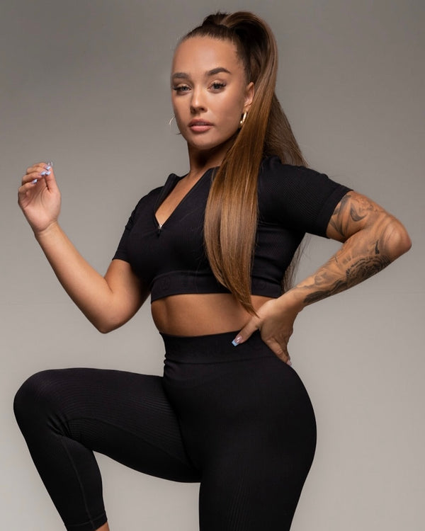 TCML Ribbed Quarter-Sleeve Crop Top